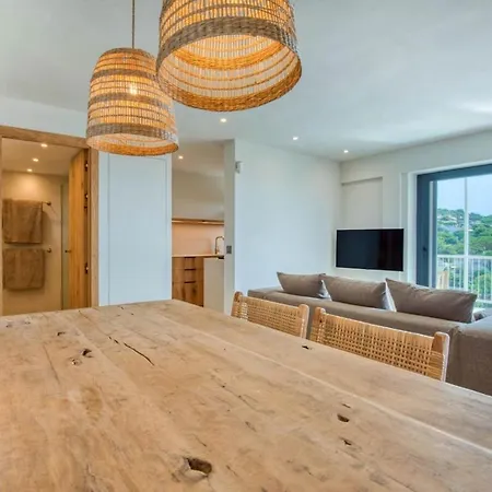 An With An Ocean View *